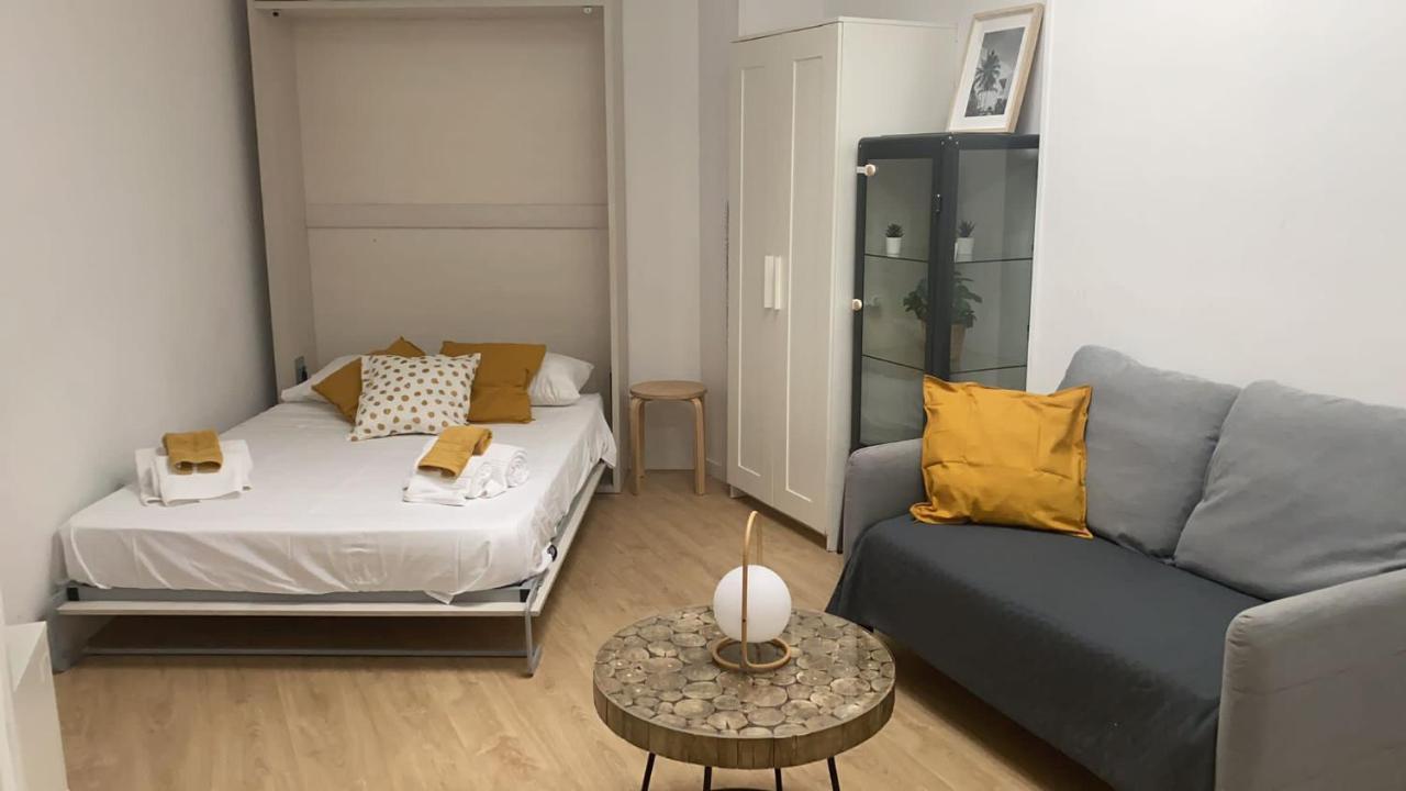 Bonito Estudio Con Terraza Apartment Madrid Exterior photo